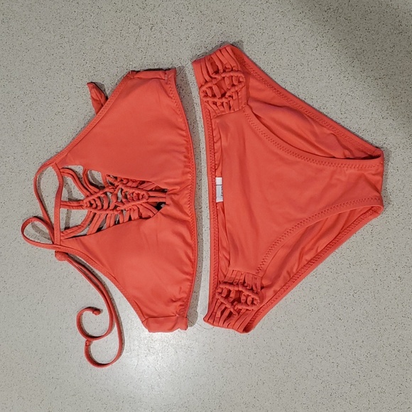Becca Virtue M Janis Macrame High Neck in Coral Bikini Swim Top & Bottom - Picture 2 of 12